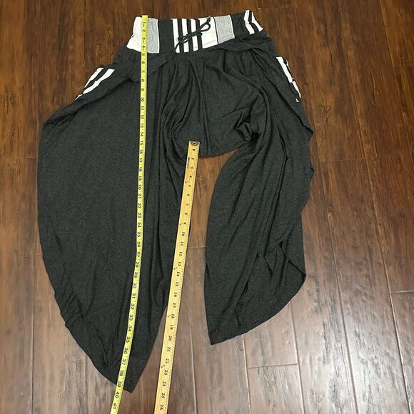 ETERNAL MODE Lotus Pants Heather Gray High Rise Stretch Asymmetric NWOT - Picture 16 of 16